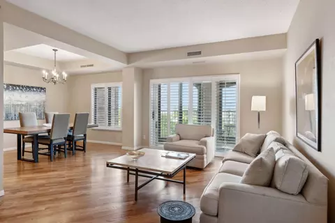 1235 Yale Pl #504, Minneapolis, MN 55403