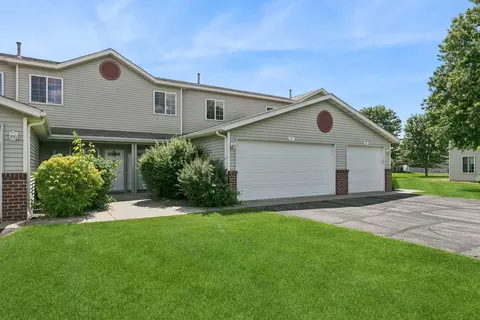 939 Cypress Rd #39, Saint Cloud, MN 56303