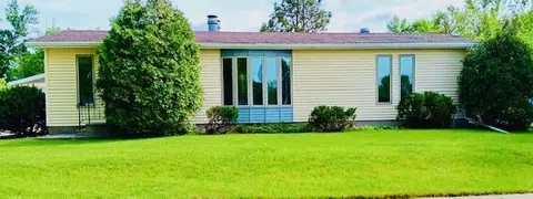 731 10th Ave W, West Fargo, ND 58078
