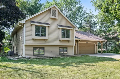 6270 161st St W, Rosemount, MN 55068