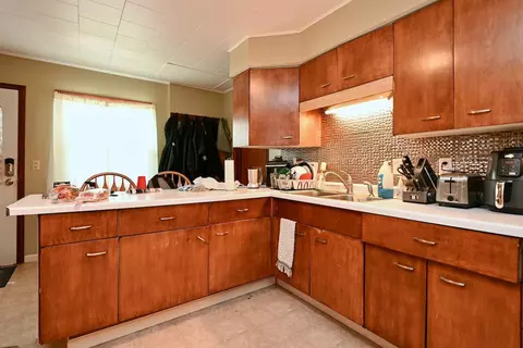 264 E 5th St, Winona, MN 55987 photo 8