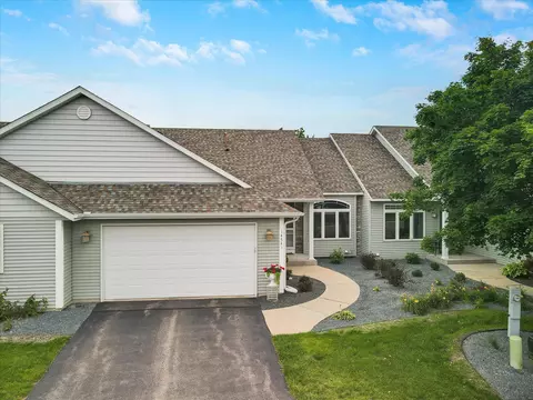 14543 Hunters Ln, Savage, MN 55378