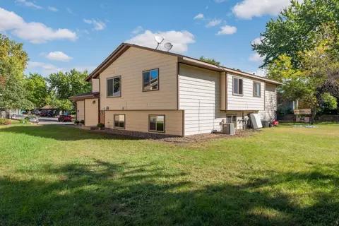 5327 Angeline Ave N, Crystal, MN 55429