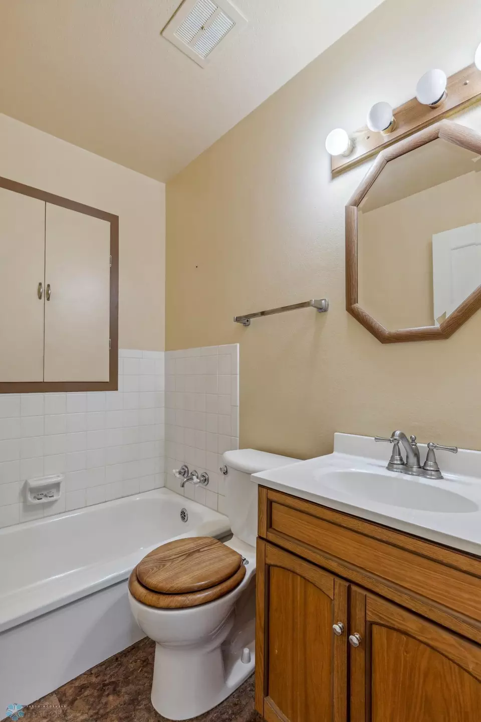  1629 3rd St N, Fargo, ND 58102 photo 18
