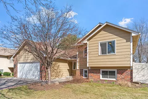 9681 Parkside Trl, Champlin, MN 55316 photo 7