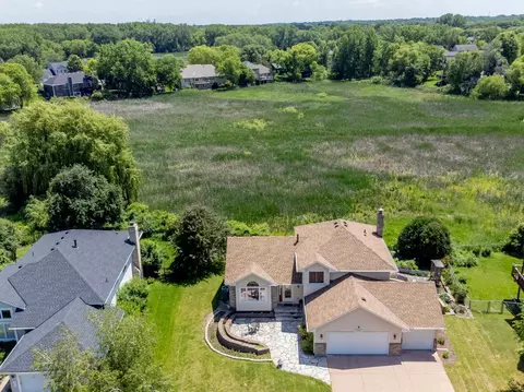 10705 51st Ave N, Plymouth, MN 55442