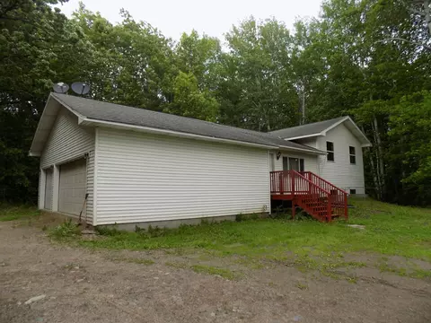 2002 103rd Ave, Braham, MN 55006