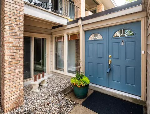 6308 Barrie Rd #1D, Edina, MN 55435