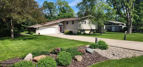 1742 Margaret St, New Richmond, WI 54017