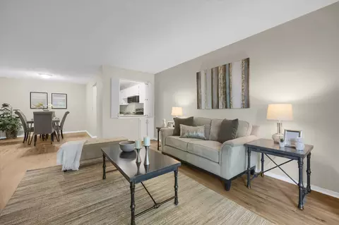 4120 Parklawn Ave #127, Edina, MN 55435