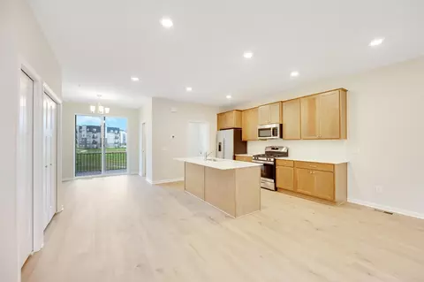 1567 Tompkins Ln, West Saint Paul, MN 55118