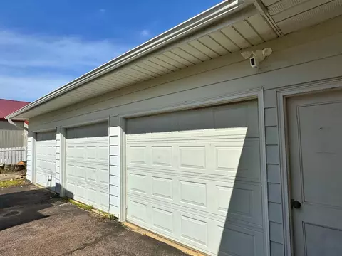 709 Ford Ave, Spring Valley, MN 55975 photo 2