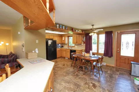709 Ford Ave, Spring Valley, MN 55975 photo 13