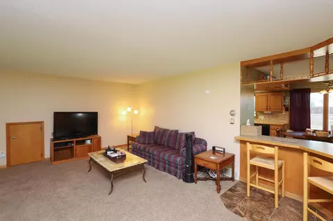 709 Ford Ave, Spring Valley, MN 55975 photo 11