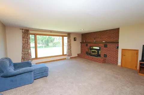709 Ford Ave, Spring Valley, MN 55975 photo 10
