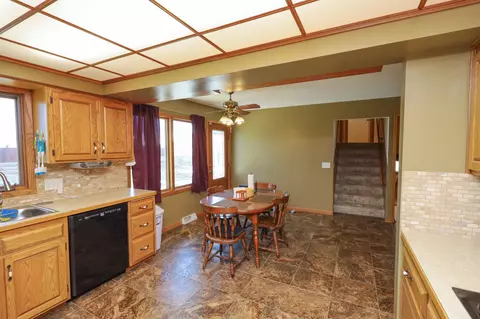 709 Ford Ave, Spring Valley, MN 55975 photo 17