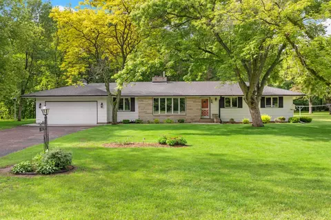 11177 32nd St NE, Saint Michael, MN 55376