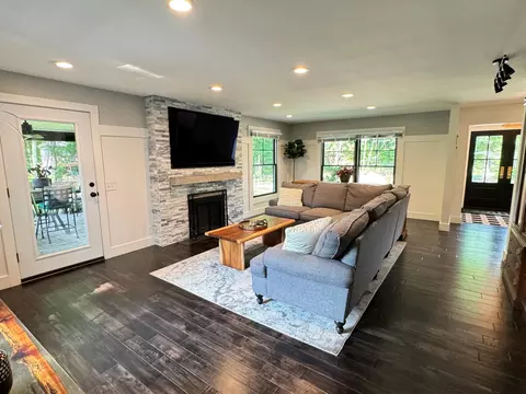 18855 Ridgewood Rd, Deephaven, MN 55391 photo 5