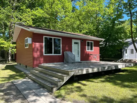 27871 86th Ave S, Hawley, MN 56549