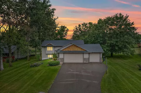 72 W Wood Ridge Dr # A, River Falls, WI 54022
