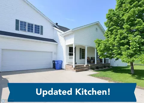6253 16th St S, Fargo, ND 58104