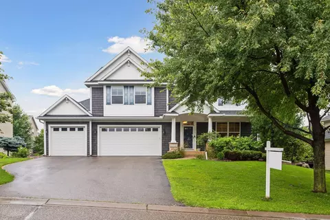 10747 Maple Blvd, Woodbury, MN 55129