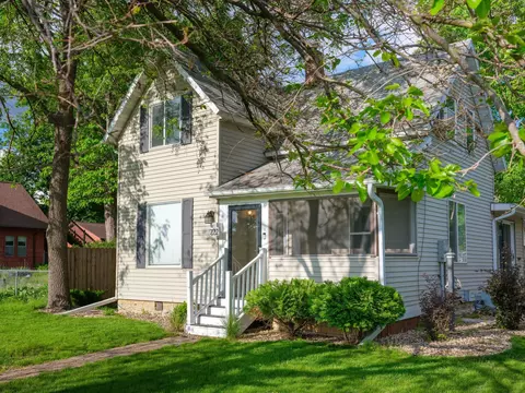 222 6th Ave SE, Rochester, MN 55904