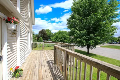 319 7th St E, Glencoe, MN 55336 photo 6