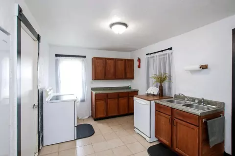 319 7th St E, Glencoe, MN 55336 photo 15