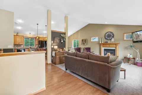 12370 Rolling Ridge Rd, Becker, MN 55308 photo 4