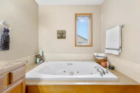 2513 Hulett Ave, Faribault, MN 55021 photo 11