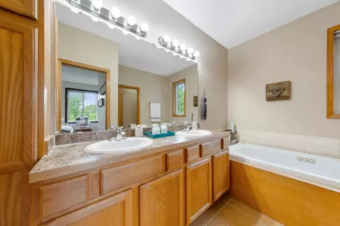 2513 Hulett Ave, Faribault, MN 55021 photo 10