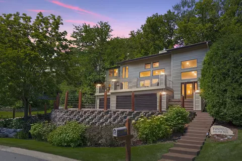 6401 Fox Path, Chanhassen, MN 55317