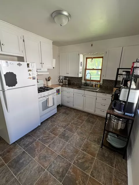 1101 Becker Ave SE, Willmar, MN 56201 photo 6