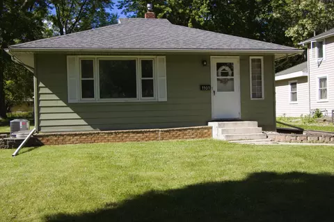 1101 Becker Ave SE, Willmar, MN 56201
