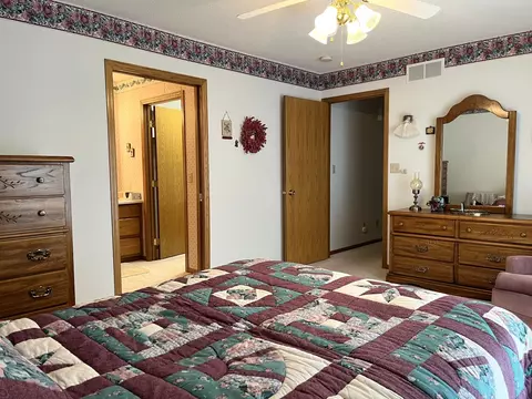 1235 6th Ave, Windom, MN 56101 photo 22
