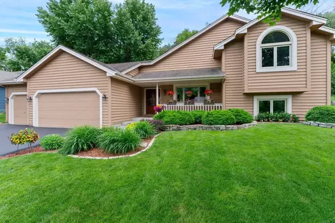 4977 Forest Glen Ct, Savage, MN 55378