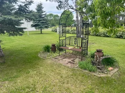 Exterior - 613 Pine Cone Dr, Perham, MN 56573 photo 5 of 24