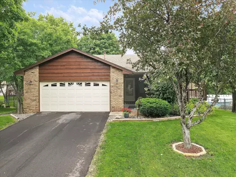 10545 Marmon St NE, Circle Pines, MN 55014