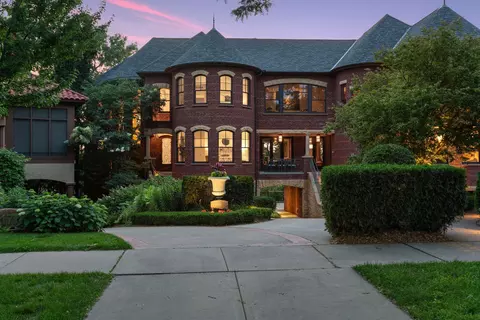 1650 Kenwood Pkwy, Minneapolis, MN 55405