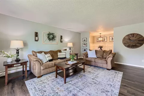 450 Ford Rd #102, Saint Louis Park, MN 55426