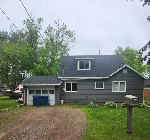 19 E Coleman St, Rice Lake, WI 54868