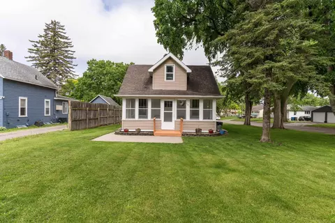 1121 N Cleveland Ave, Fergus Falls, MN 56537