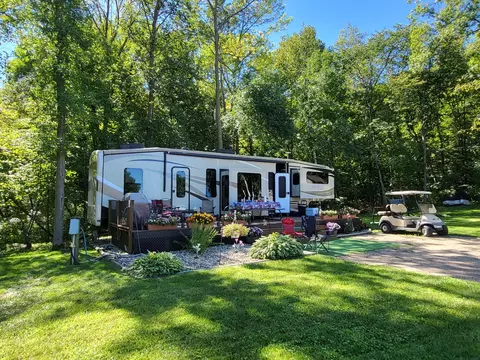 23075 Green Acres Dr, Eden Lake Twp, MN 56368