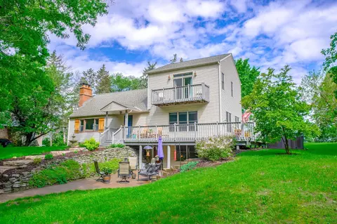 2255 Mcmenemy St, Little Canada, MN 55117