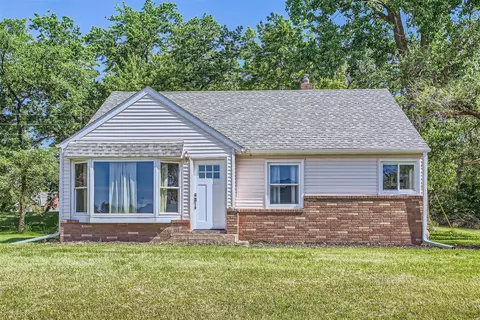 959 Crosstown Blvd NE, Ham Lake, MN 55304
