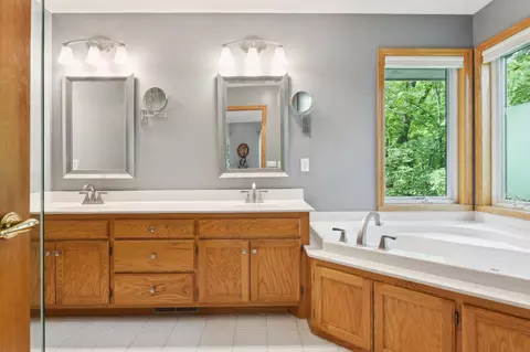 5920 Covington Rd, Shorewood, MN 55331 photo 15