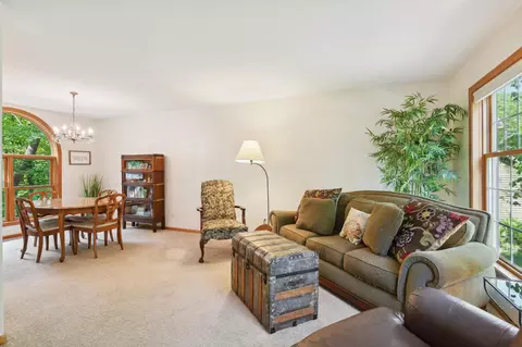 5920 Covington Rd, Shorewood, MN 55331 photo 4