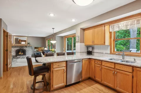 5920 Covington Rd, Shorewood, MN 55331 photo 7