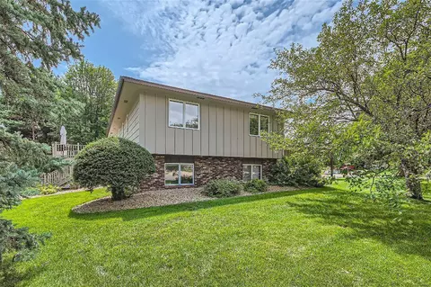941 Southview Dr, Hastings, MN 55033